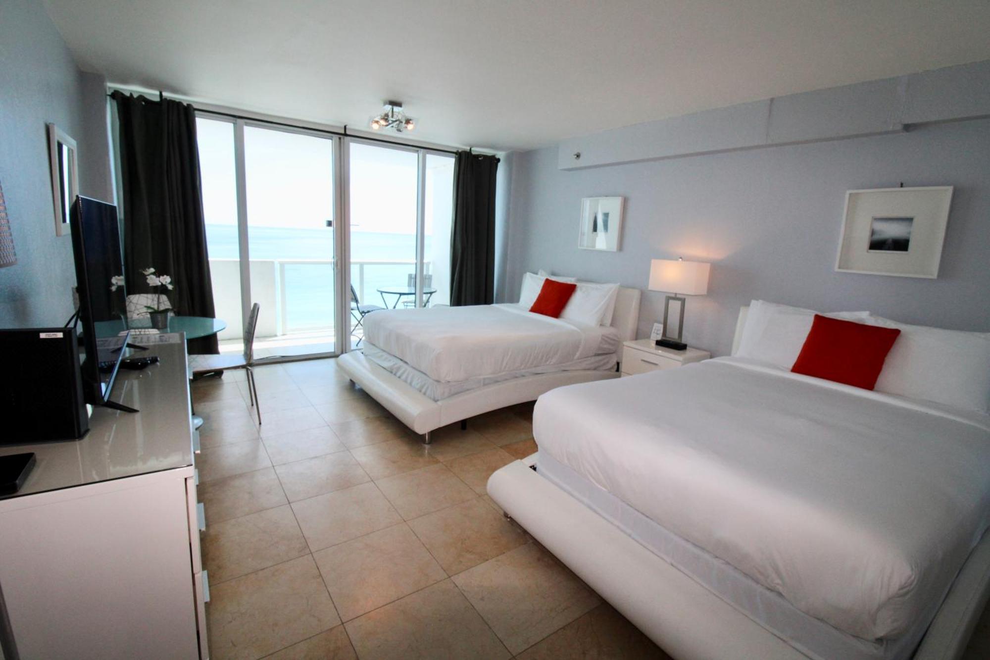 Castle 828 Oceanfront View With Balcony, Pool, Tennis, Beach Access And Free Parking! Miami Beach Exterior foto