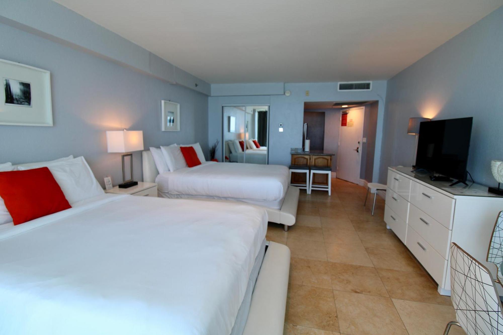 Castle 828 Oceanfront View With Balcony, Pool, Tennis, Beach Access And Free Parking! Miami Beach Exterior foto