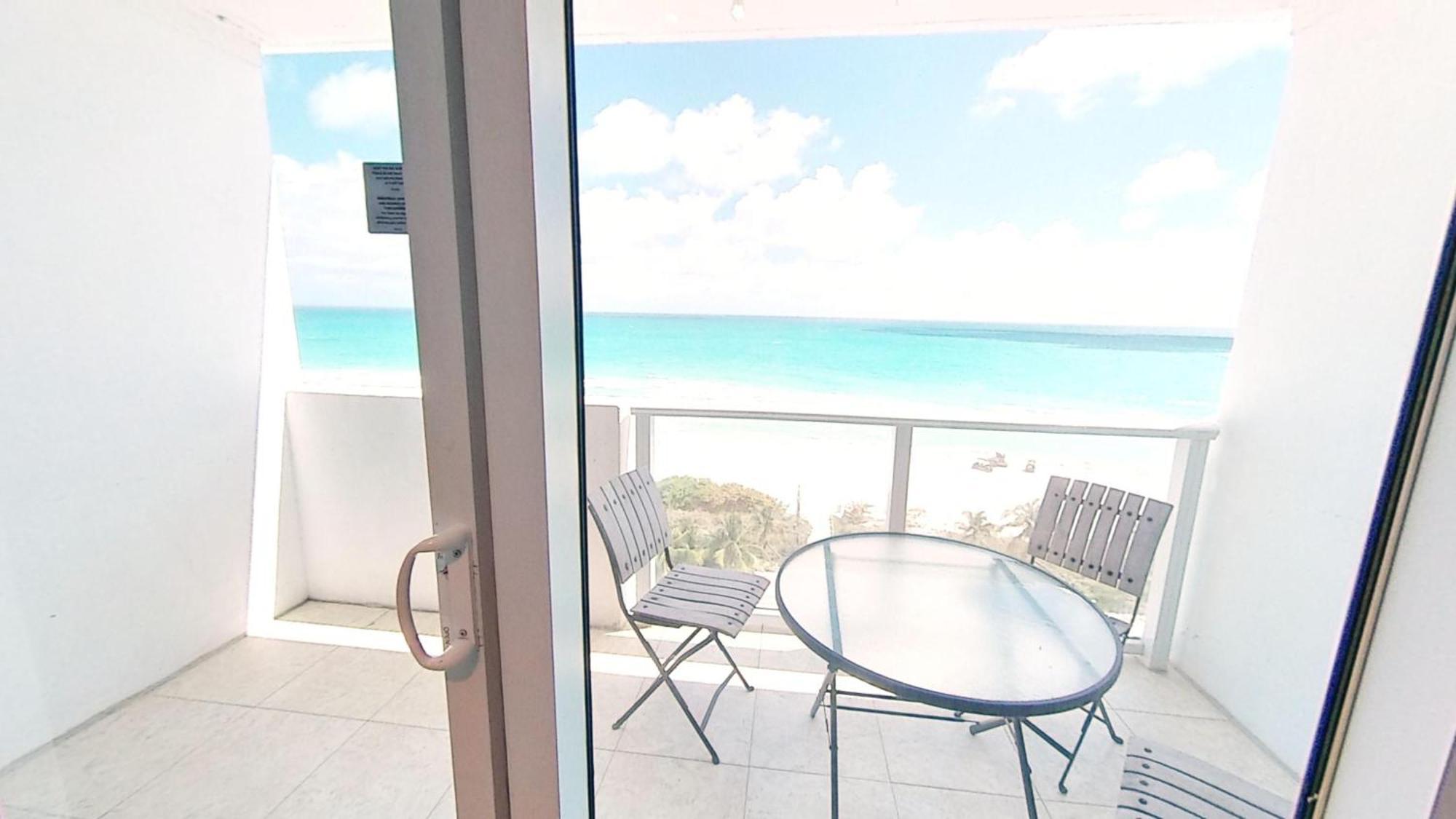 Castle 828 Oceanfront View With Balcony, Pool, Tennis, Beach Access And Free Parking! Miami Beach Habitación foto